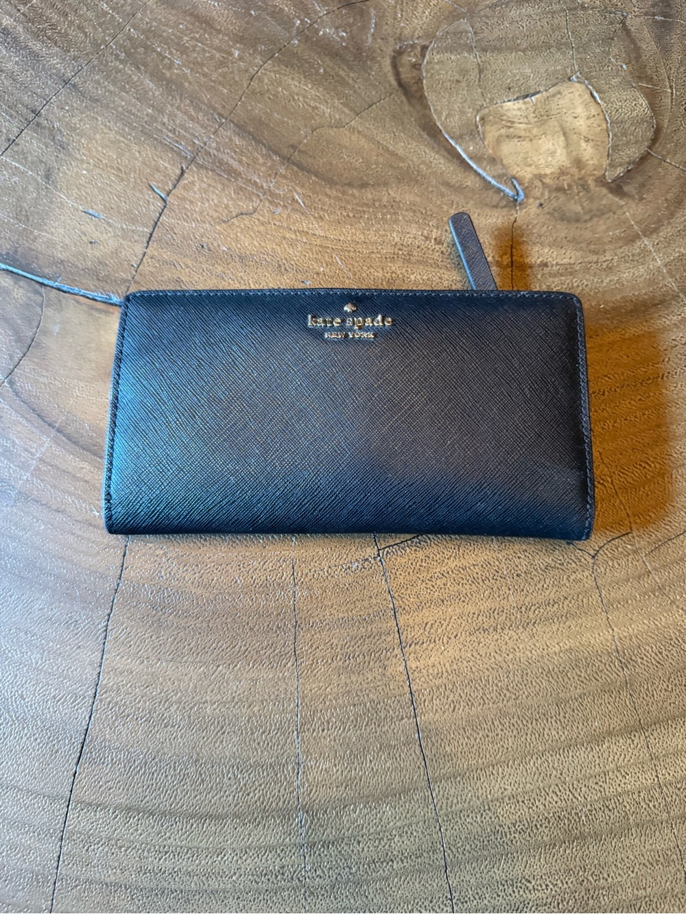 kate spade New York Black Saffiano Zip-Around Continental Wallet